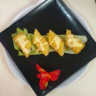 109A. Rollo De Pollo Con Mango