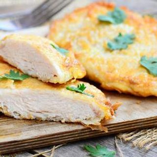 Snitel de pui gratinat