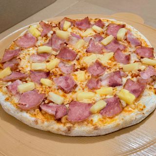 Pizza Hawaiana (30 Cm.)