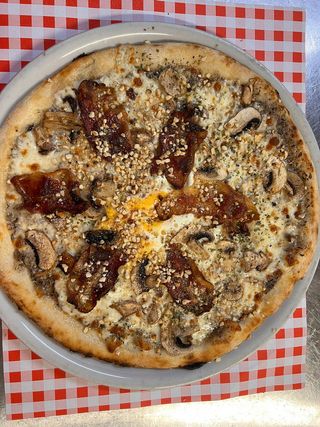 Pizza Los Mañicos Comilones