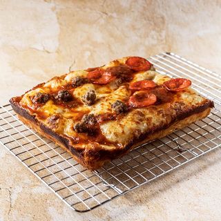 50-50 Detroit Pizza