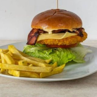 Hamburguesa Pío Pío