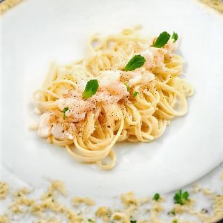 Tonnarello ai crostacei, pecorino e lime