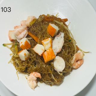 103 Spaghetti di soia con frutti mare