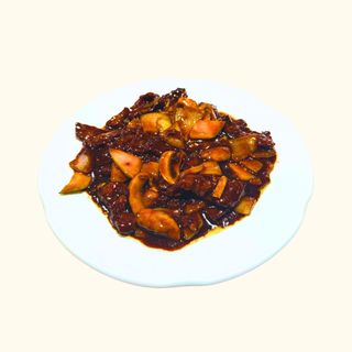 90. Ternera Con Salsa De Ostras