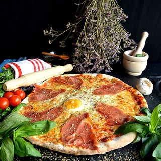 Pizza Novara (35 Cm.)