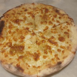 Пърленка с кашкавал.