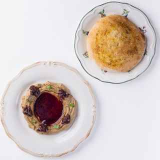 Саццхебелі з курча з трюфелем