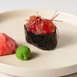 Гункан Спайсі тунець (1шт) (40г)