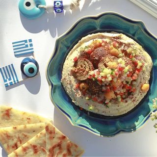 Hummus Falafel