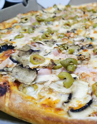 Pizza Roma	