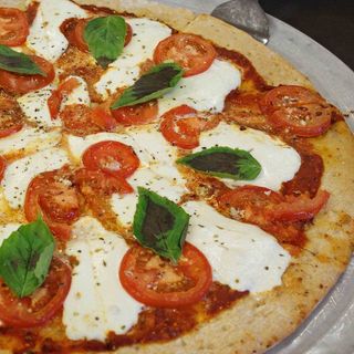 Pizza Capresa ( 1 Pessoa )