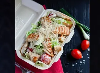 Salata Caesar