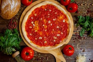 Pizza Marinara M