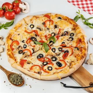 ვეჯი პიცა ყველით