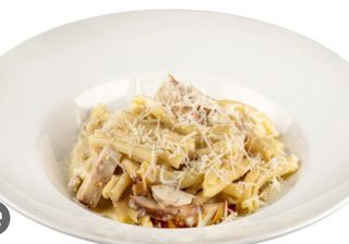 Альфредо с курицей и грибами (350г)