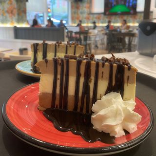 Tarta De Tres Chocolates