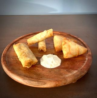 Karışık Börek tabağı (2 sigara + 2 muska + 2 paçanga) 