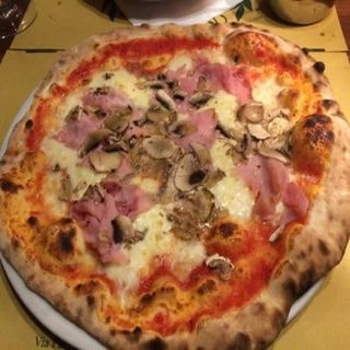 Pizza Romana (Pequeña)