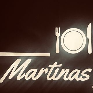 Натурален шницел от свинско контра филе с картофена салата (350г)