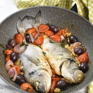 Filetto di orata alla mediterranea