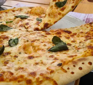 Pizza Margherita