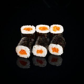 Макі з лососем