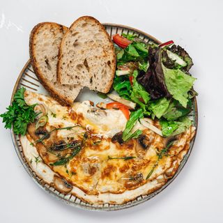 Классический омлет с грибами