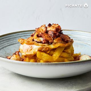 Huevos Rotos Con Pulpo