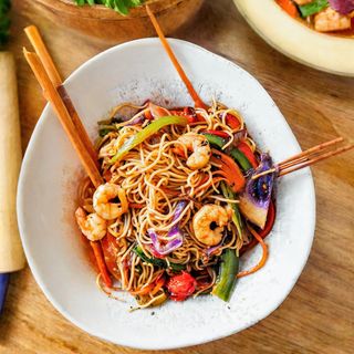 Plato De Noodles Gambas