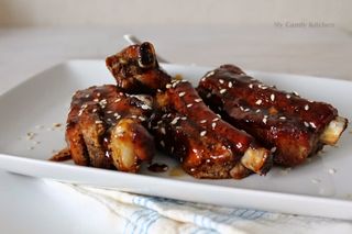 85. Свински ребра в сладко - кисел сос (700г)