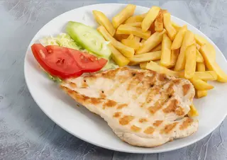 16. Combinado De Pollo