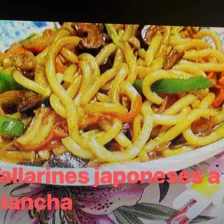 Tallarines Japonés A La Plancha