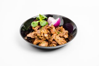 Pastramă de berbecut cu mămăliguta