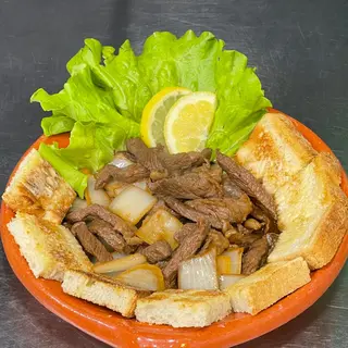 Picanha Acebolada e Pão
