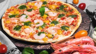 Pizza De Gambas (30 Cm.)