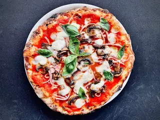 Pizza Cotto e Funghi