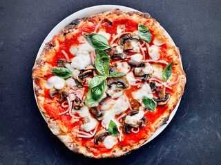 Pizza Cotto e Funghi