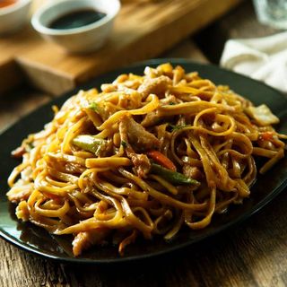 Makaron Sojowy z Warzywami