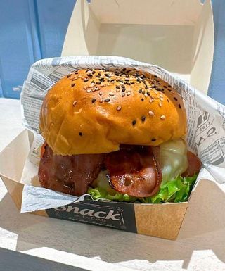 X-Bacon Burger
