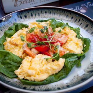 Скрембл з креветками 