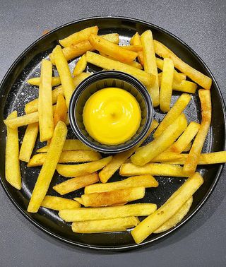 КАРТОПЛЯ ФРІ  (100г)