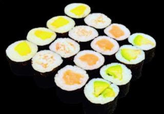 Combo maki variado (16 Uds)