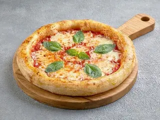 Піца Маргарита 40 см (685g)