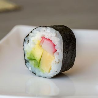 13. Futomaki (4 Uds.)