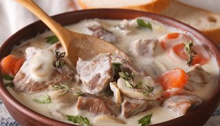 Sauté De Veau Normal Et Sa Sauce Blanche