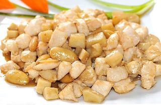 161 Pollo  alle mandorle