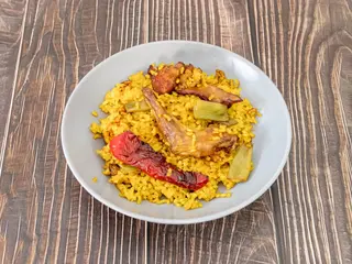 Arroz De Pollo (Ración)