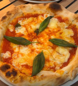 Pizza Margarita (33 cm.)