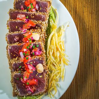 Tataki de atún rojo